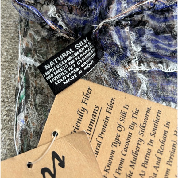 ✨FLEURS HANDWOVEN ECO-FRIENDLY NATURAL SILK SCARF BY ELEGANT ADDITIONS - NWT - Picture 8 of 10